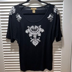 Peck & Peck Weekend black embroidered t-shirt